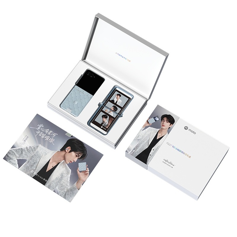 联想moto razr 60 心动联名礼盒